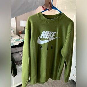 Nike sweatshirt size M